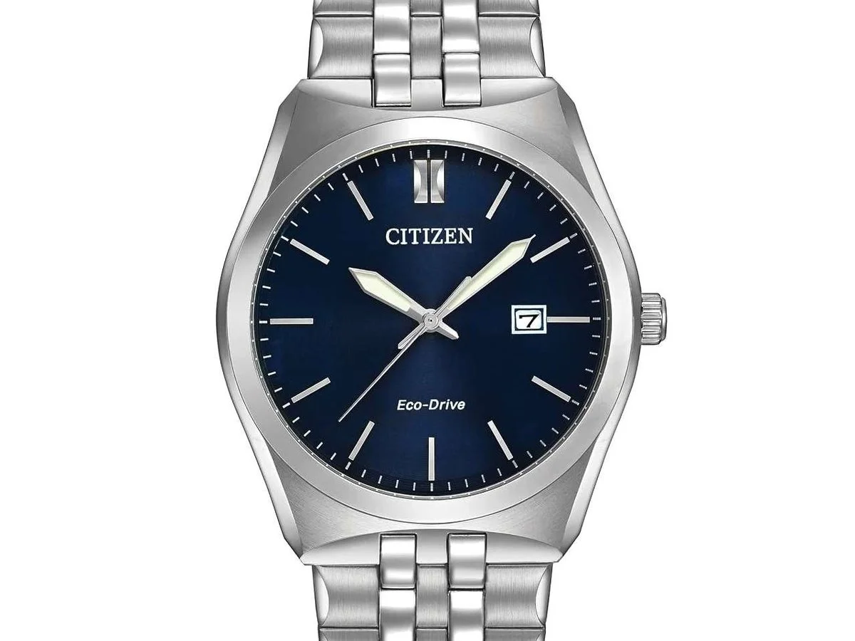 Citizen Corso watch dial with date window close-up